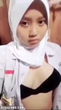 Abg Indo SMP Hijab Udah Enak